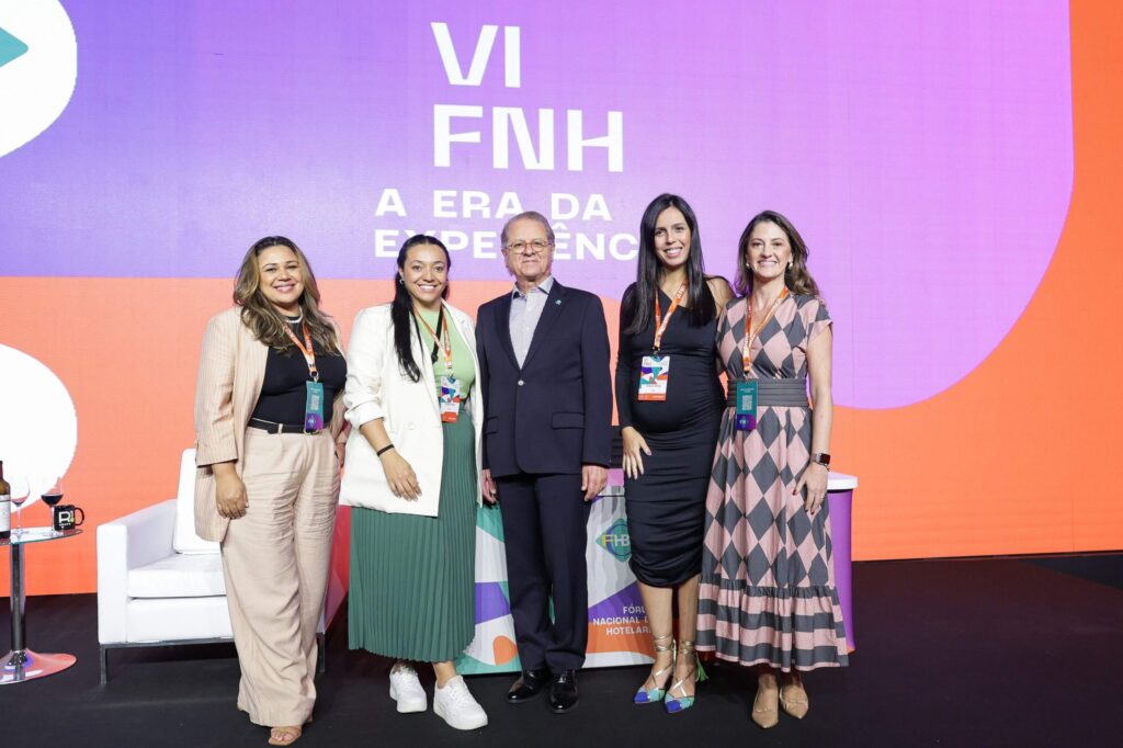 Com tema "Conhecimento e Inspiração": VII Fórum Nacional da Hotelaria do FOHB promove debates sobre o futuro do setor.